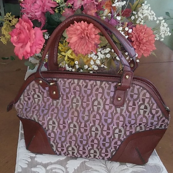 Atienee Aigner  AUTH satchel - Picture 8 of 14